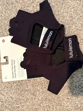 lululemon athletica Black Fingerless Workout Gloves